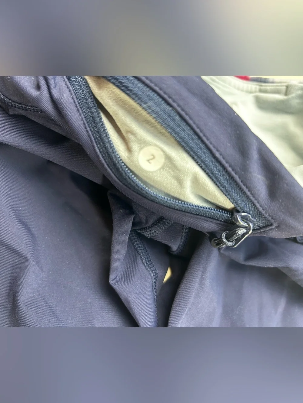lululemon athletica Navy Capri Leggings with Multicolor Waistband size 2
